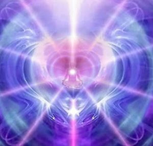 purple aura person sitting in middle with glow over heart
